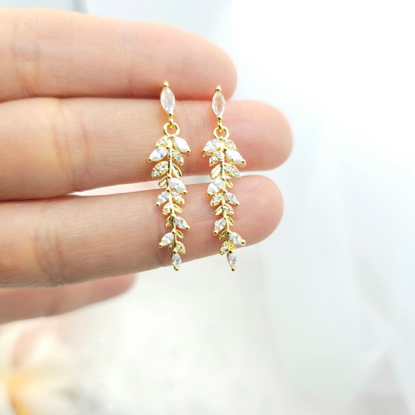 Tiny Gold Leaf Earring. Tiny Leaf with Cubic Zirconia Earring. 925 Sterling Ear post Gold , Silver Leaf Tiny Earring, necklace Set.-2Colors