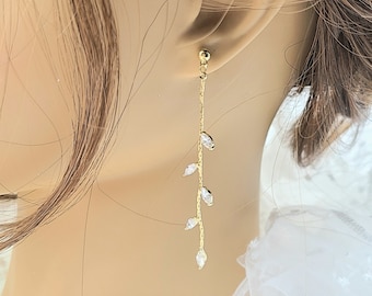 Gold Leaf Tassel Drop Earring.  Rose Gold Slender Leaf tassel Drop Earring.  Bridesmaid Earring. Bridal Earring. Tiny Leafs Tassel Earring.