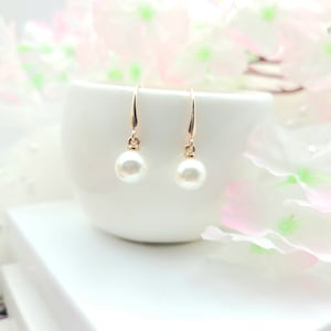 Rose Gold 925 Sterling Silver 8mm ,10mm Round  Pearl Dangle Earring.  God Pearl Earring. Bridesmaid Pearl Earring.Minimal Earring.