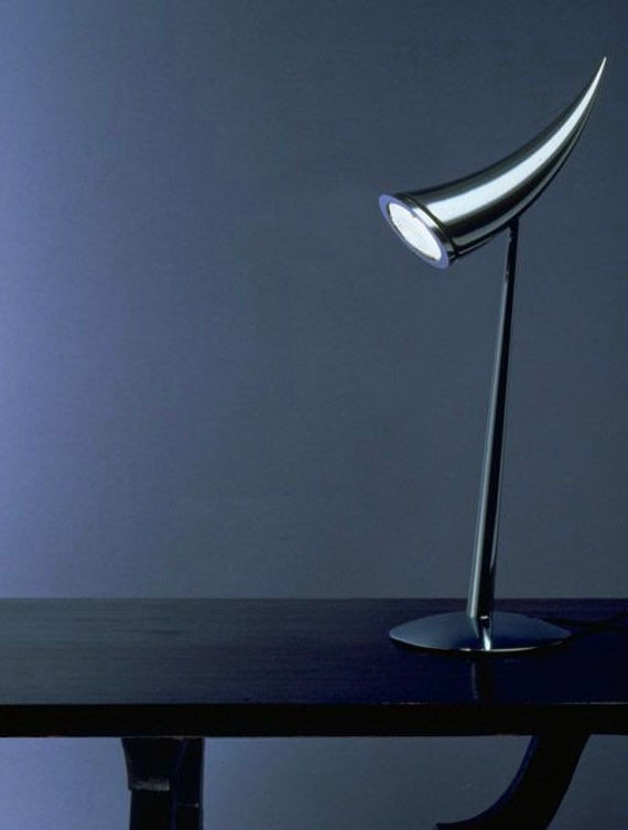 Rare Philippe Starck Ara Table Lamp By Flos - Philippe Starck Lamp Ara Rare Philippe Starck Ara Table Lamp By Flos - Philippe Starck Lamp Ara