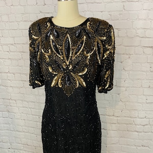 Wunderschönes Vintage 60er Jahre Schwarze Seide Gold Pailletten Kleid Klein Medium