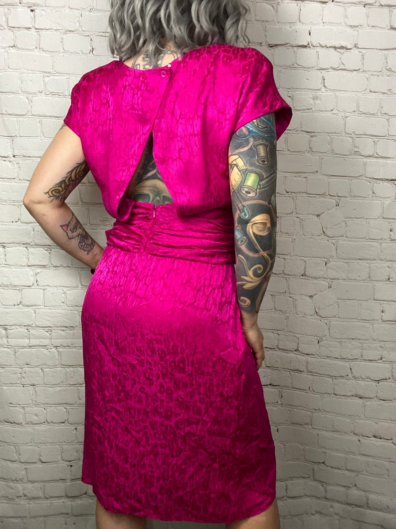 Vintage Fuchsia Pink Leopard Silk Cutout Dress Small Medium image 3