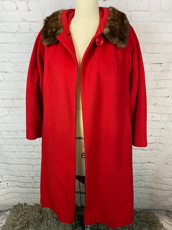 Vintage red wool fur trimmed 60s Swing coat Small… - image 9