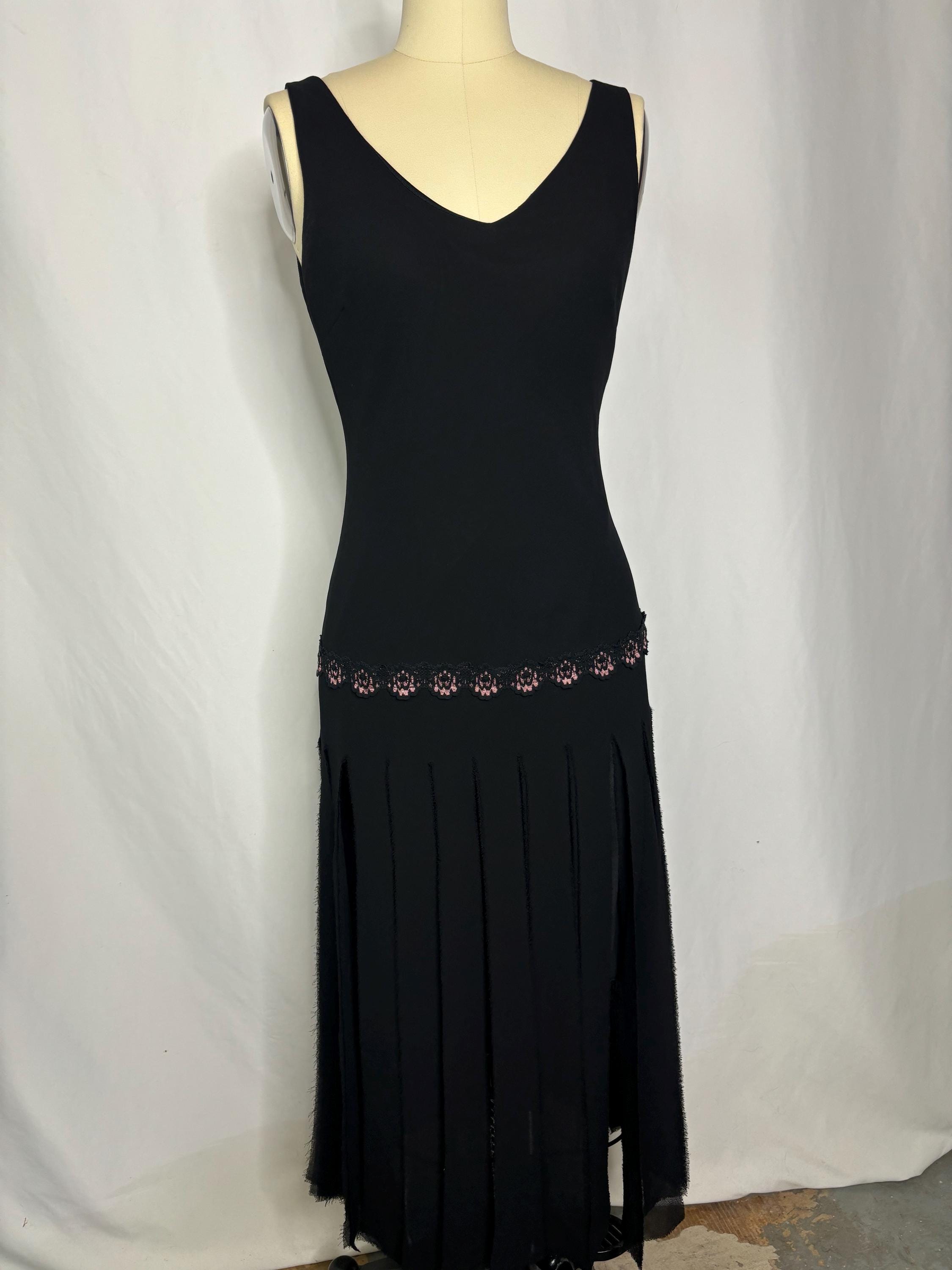 blacl bodycon dress Backless Strappy Short Black – Styledup.co.uk Disney cartoon animated purple midi bodycon dress Size:S-M-L/2-2-2
