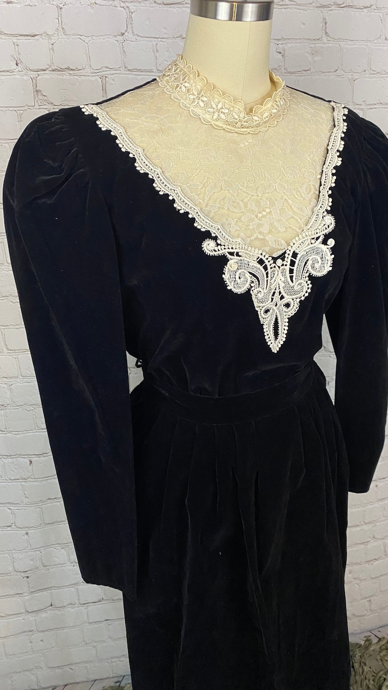 Vintage 80s Black Velvet Puff Sleeve 2 piece Gothic Skirt Set Medium Large image 2