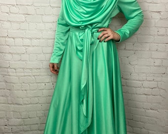 Vintage Mint Green Cowl Draped Polyester Formal Gown Dress Medium Large