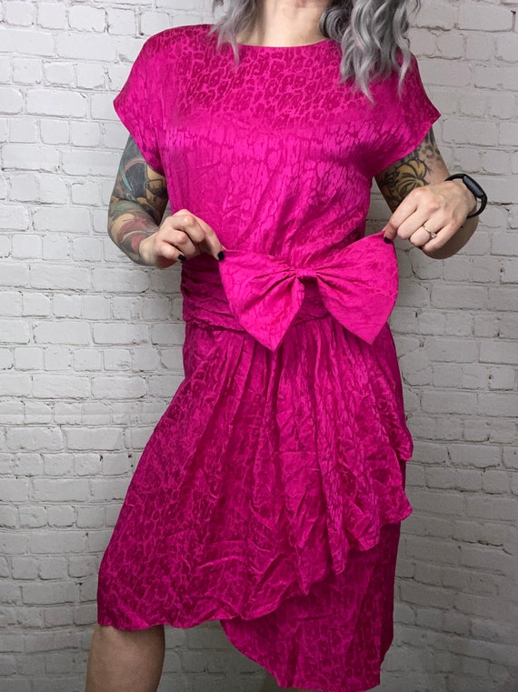 Vintage Fuchsia Pink Leopard Silk Cutout Dress Sm… - image 2