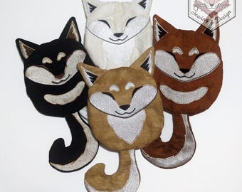 Embroidered Handmade Zipper Pouch - Shiba Inu