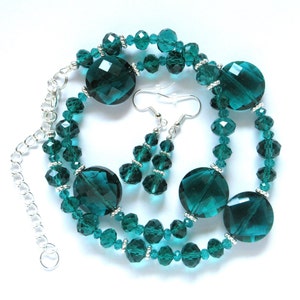 Teal green crystal jewelry set, emerald green, 3/4&quot; flat rounds, 18&quot; necklace, 1&quot; earrings, 18
