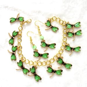 Green dragonfly charm bracelet set, 7&quot; adjustable to 8&quot;, 1&quot; earrings, insect jewelry, 187