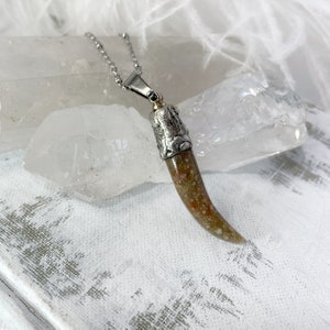 Crystal Horn Cremation Urn Necklace – Memorial Jewelry for Ashes, Keepsake Urn for Women, Men, or Pets