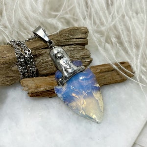 Arrowhead Cremation Urn Necklace | Memorial Keepsake Necklace | Cremation Jewelry | Urn Pendant for Ashes