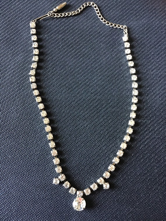 Vintage single strand rhinestone necklace