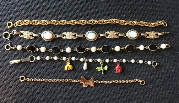 Bundle of fashion bracelets - image 1