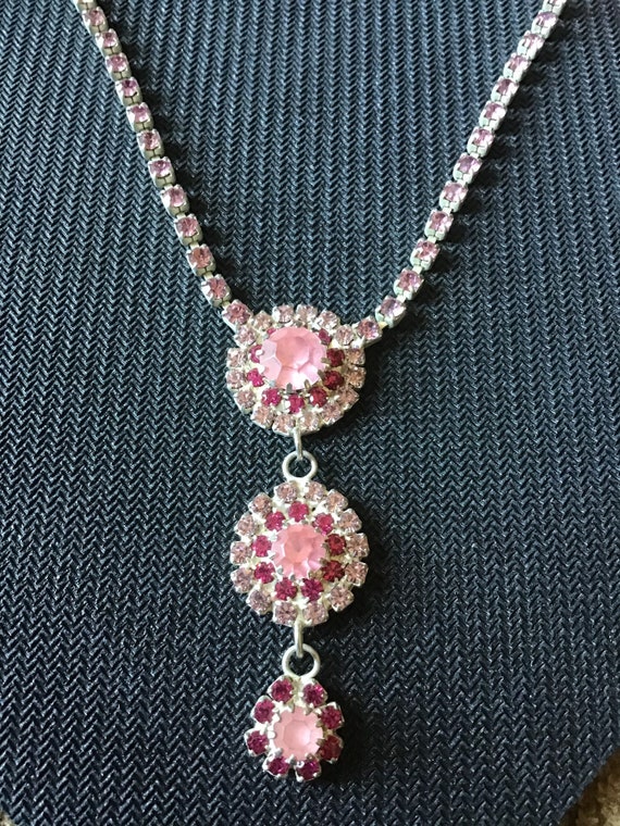 Vintage pink rhinestone necklace - image 2