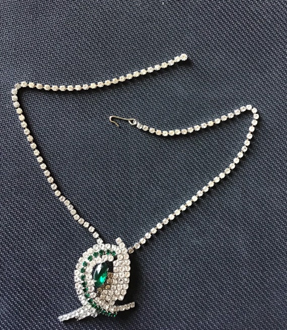 Vintage emerald green and clear rhinestone neckla… - image 3