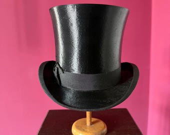 Cappello a cilindro in seta nera vittoriano/edoardiano - Anni 1900/1910 - Come nuovo - EU 55 / UK 6 3/4 / US 6 7/8