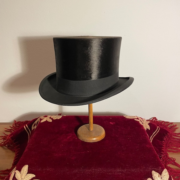 Victorian / Edwardian - Black Silk Top Hat - 1900s / 1910s - EU 57 / UK 7 / US 7 1/8