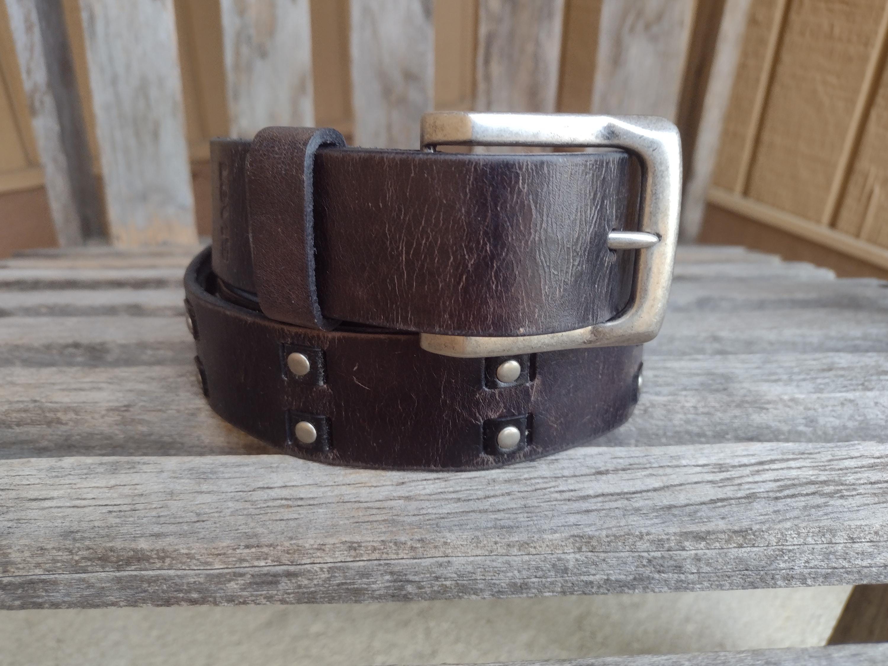 Levi's Blackish Dark Brown Studded Leather Belt with Brushed Silver Metal Buckle Retro Vintage Clothing Accessory Hole Length 40" to 47"