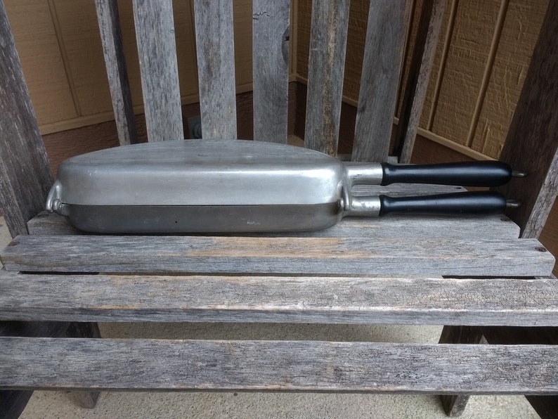 Vintage Club Aluminum Ware Omelet Pan Alumac Flip Skillet Omelet Maker Pan
