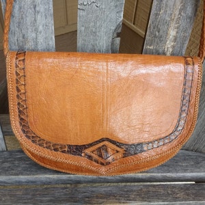 Vintage Carmel Brown Leather Handbag Caramel Brown Leather with Embossed Trim Shoulder Bag Purse