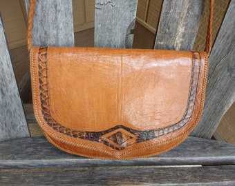Vintage Carmel Brown Leather Handbag Caramel Brown Leather with Embossed Trim Shoulder Bag Purse