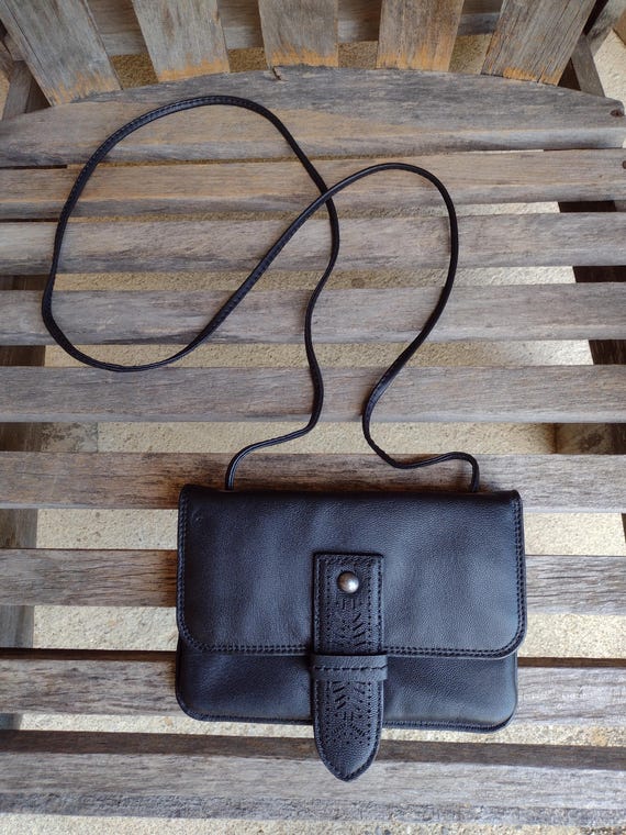 Lucky brand black purse deals