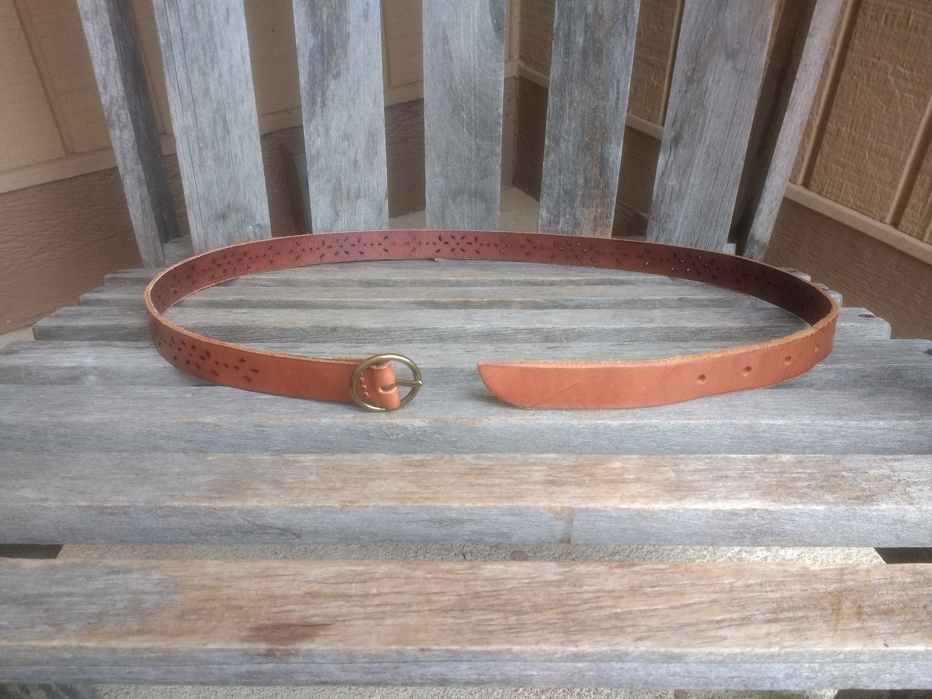 Vintage Gap Brown Leather Belt With Cut Outs and Single  display picture 1
