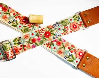 NuovoDesign Deluxe collection 'EngIish Garden' FineEmbroiddered Guitar strap, size adjustable, vegan leather