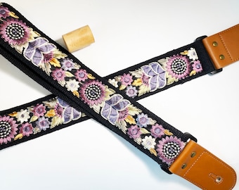 NuovoDesign Deluxe collection Sunflower in purple FineEmbroiddered Guitar strap, size adjustable, vegan leather