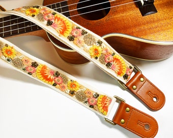 NuovoDesign Deluxe collection 'folia sunshine' fine detailsEmbroiderry ukulele strap, end pin included, vegan leather