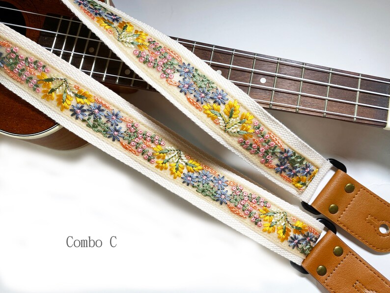 Promotional item NuovoDesign Deluxe collection 'Pizzo' fine detailsEmbroiderry ukulele strap, end pin included, vegan leather Combo C