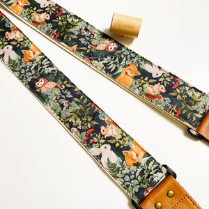 NuovoDesign Woodland Guitar strap, vegan leather, vegan friendly