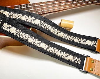 NuovoDesign Deluxe collection 'VoIere' black fine detailsEmbroiderry ukulele strap, connector, end pin included, vegan leather