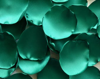 Emerald Green Satin Rose Petals: Hand-Cut Wedding Table Decor