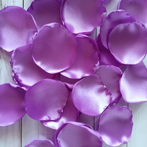 Englisch Lavendel Satin Rosenblätter: Hochzeit & Blumenmädchen Dekor