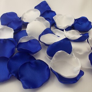 Royal Blue White Satin Rose Petals , Satin Wedding Petals, Flower Petals, Flower Girl Petals, Wedding Decor, Royal Wedding, Wedding Toss
