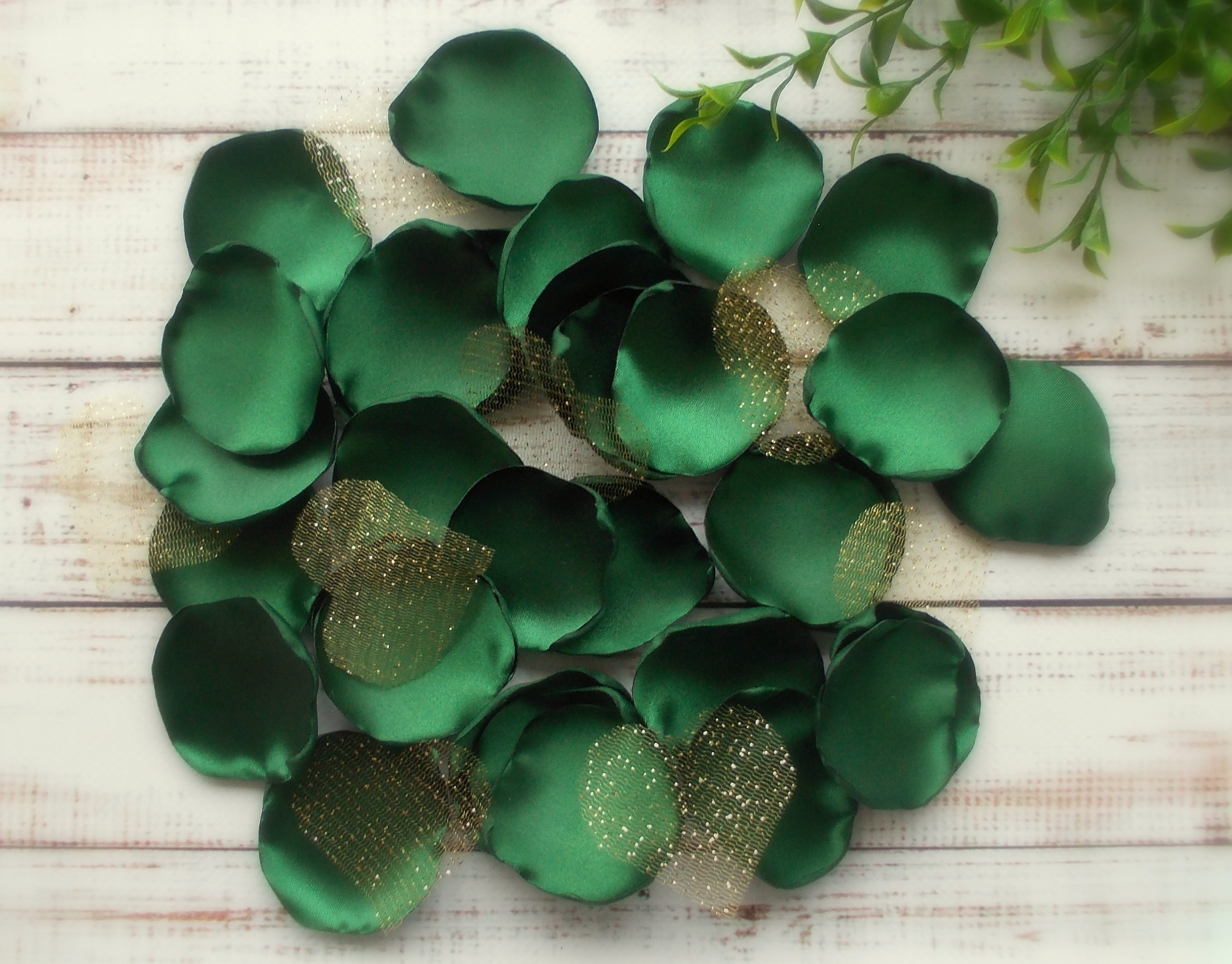 Green Rose Petals Emerald Green Gold Wedding Hearts Emerald Etsy