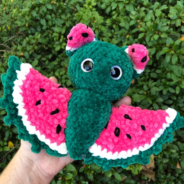Fruit Bats crochet pattern, amigurumi instructions citrus bat, kiwi bat, strawberry bat, watermelon bat, pizza bat, pumpkin bat, flying fox
