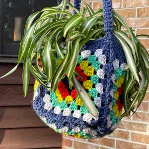 crochet plant hanger, granny square plant, plant lover gift, hanging plant, vining plant, macrame hanger,