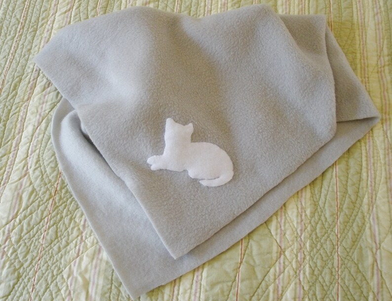 18 by 18 Light Gray Fleece with White Cat Gift for Cat or New Kitten Fleece Cat Blanket Hand Appliqu\u00e9d Crate Size