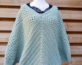 US & NL Crochet Pattern Boho Poncho Sweater by Annah Haakt