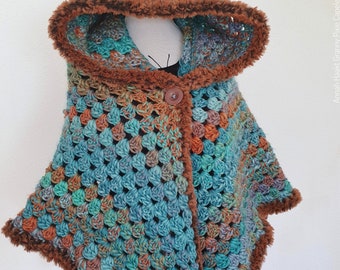 US & NL Crochet Pattern Granny Pixie Capelet |  Boho Style | Hooded Shawl