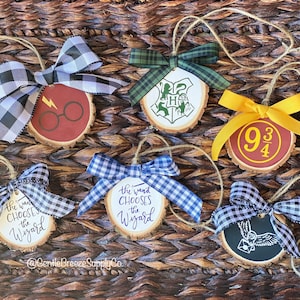 Wizard Charm Ornaments - Wood Slice | Wood Ornament