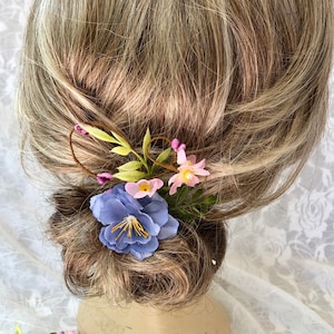 Light blue hair pin, pink and blue, wildflowers hair pin, maternity hair pin, everyday hair flowers, bridesmaid hair, flower girl accessory