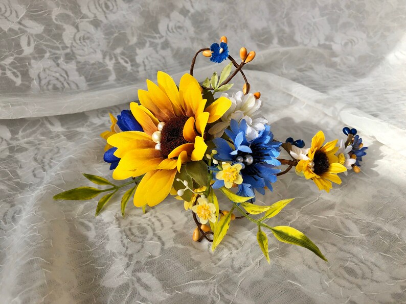 Sunflower head pieceblue and sunflowershalf crowndaisies Etsy