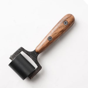 Leather Press Edge Roller | Leather Roller | Medium | Leather Craft Tools
