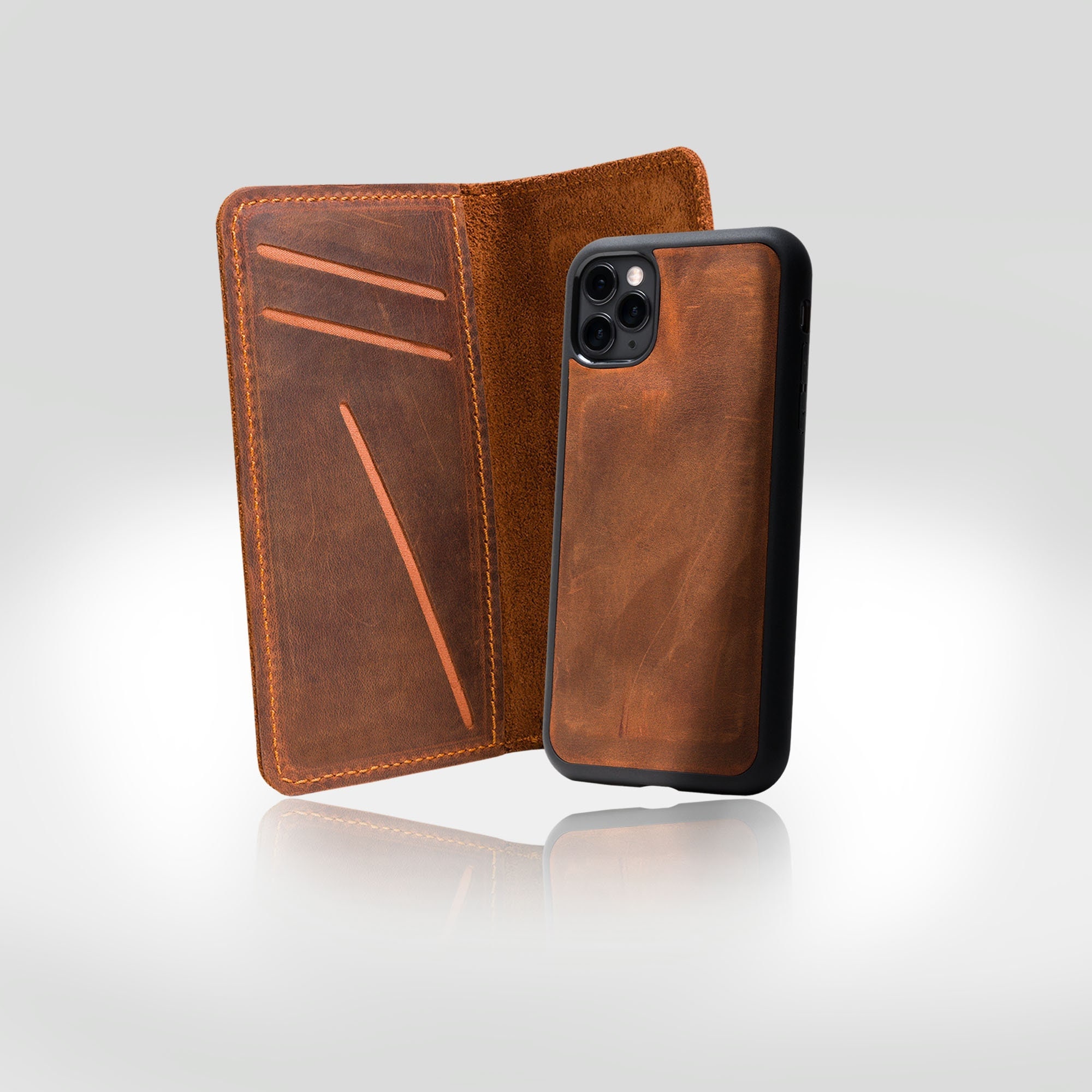 ketting Besluit terugtrekken MONOGRAMMED Leather Iphone Wallet Magnetic Phone Holder - Etsy