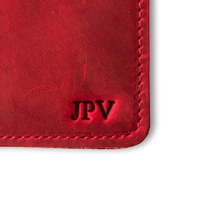 Cartera de viaje de cuero personalizada, funda para pasaporte personalizada, funda para pasaporte de cuero desgastado, regalo de viaje con monograma para ella / Pike-Rose Red imagen 5