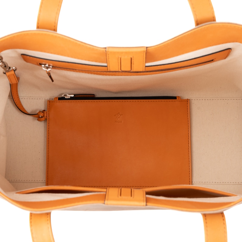 Torba Pegai Premium z czarnej skóry dla kobiet, ręcznie robiona torebka z groszkowanej skóry, mieści laptopa 17", wyprodukowana w Hiszpanii, prezent dla niej | SHARON zdjęcie 6